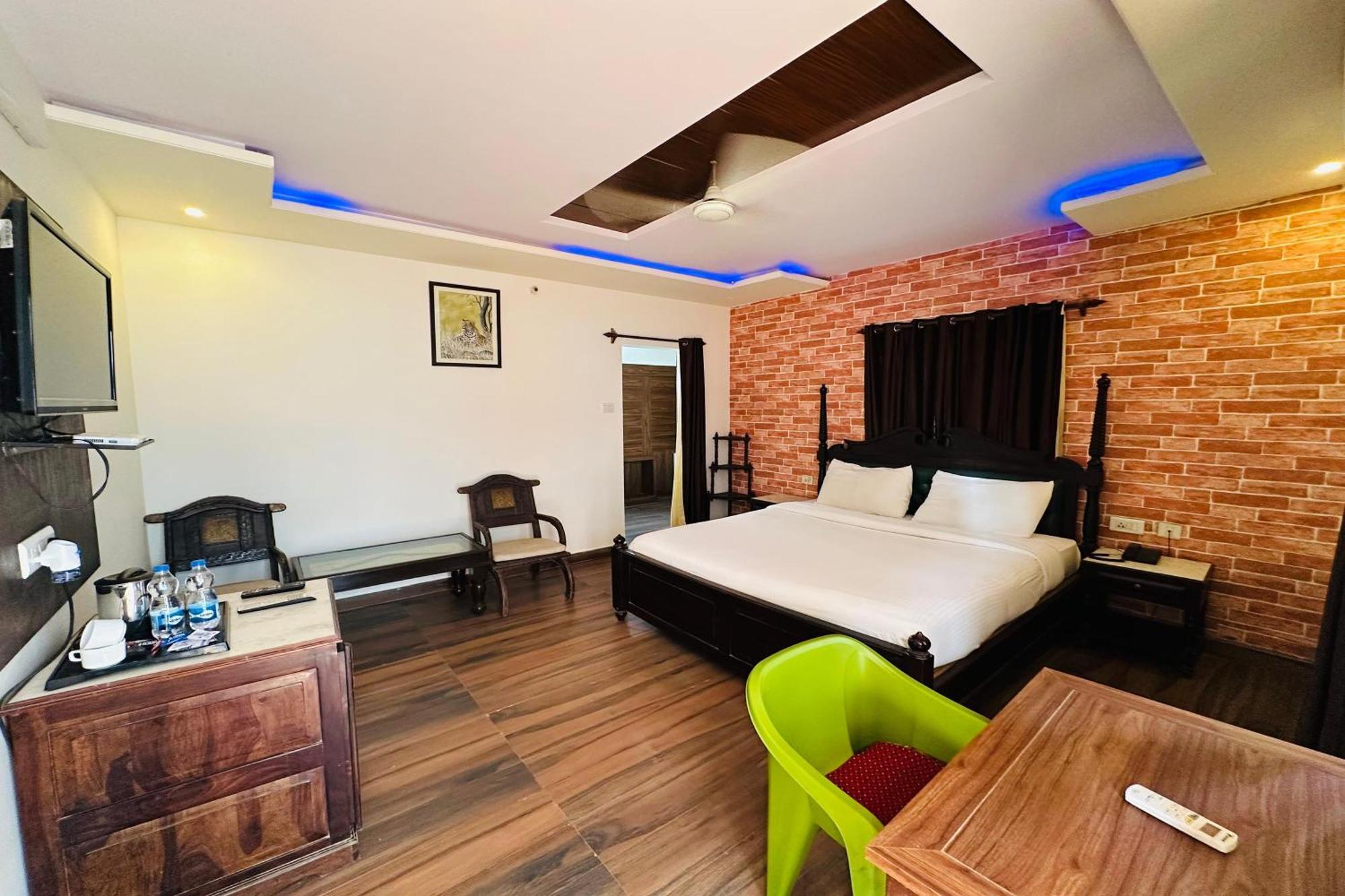 Tiger Safari Resort, Ranthambhore Sawai Madhopur Exterior photo