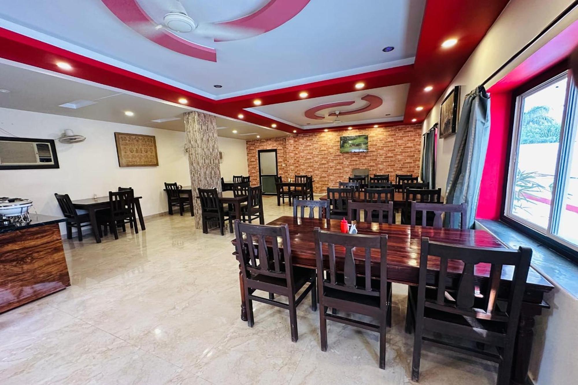 Tiger Safari Resort, Ranthambhore Sawai Madhopur Exterior photo